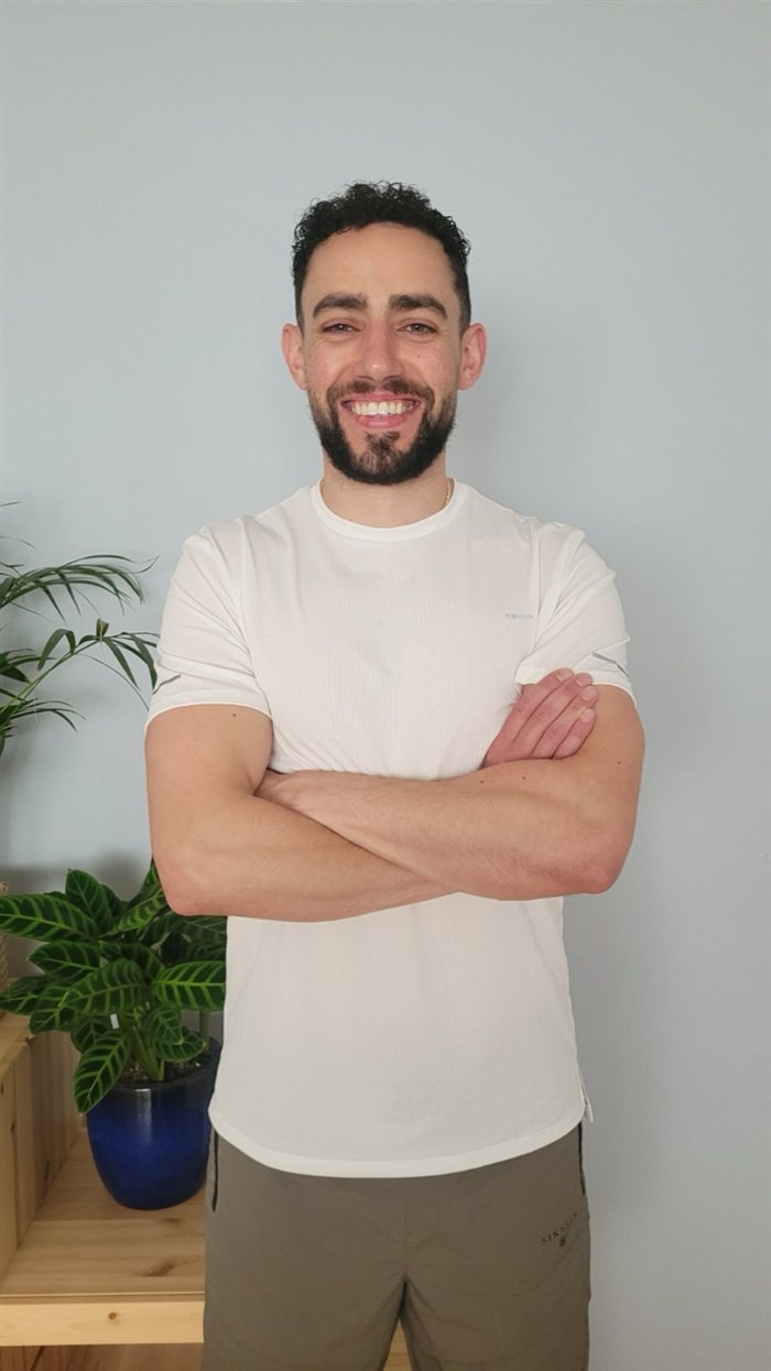 Coach Elan, holistic health coach for women